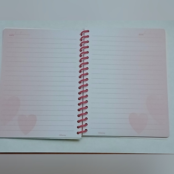 New Disney Princess holographic 50 sheets journal - Picture 5 of 7